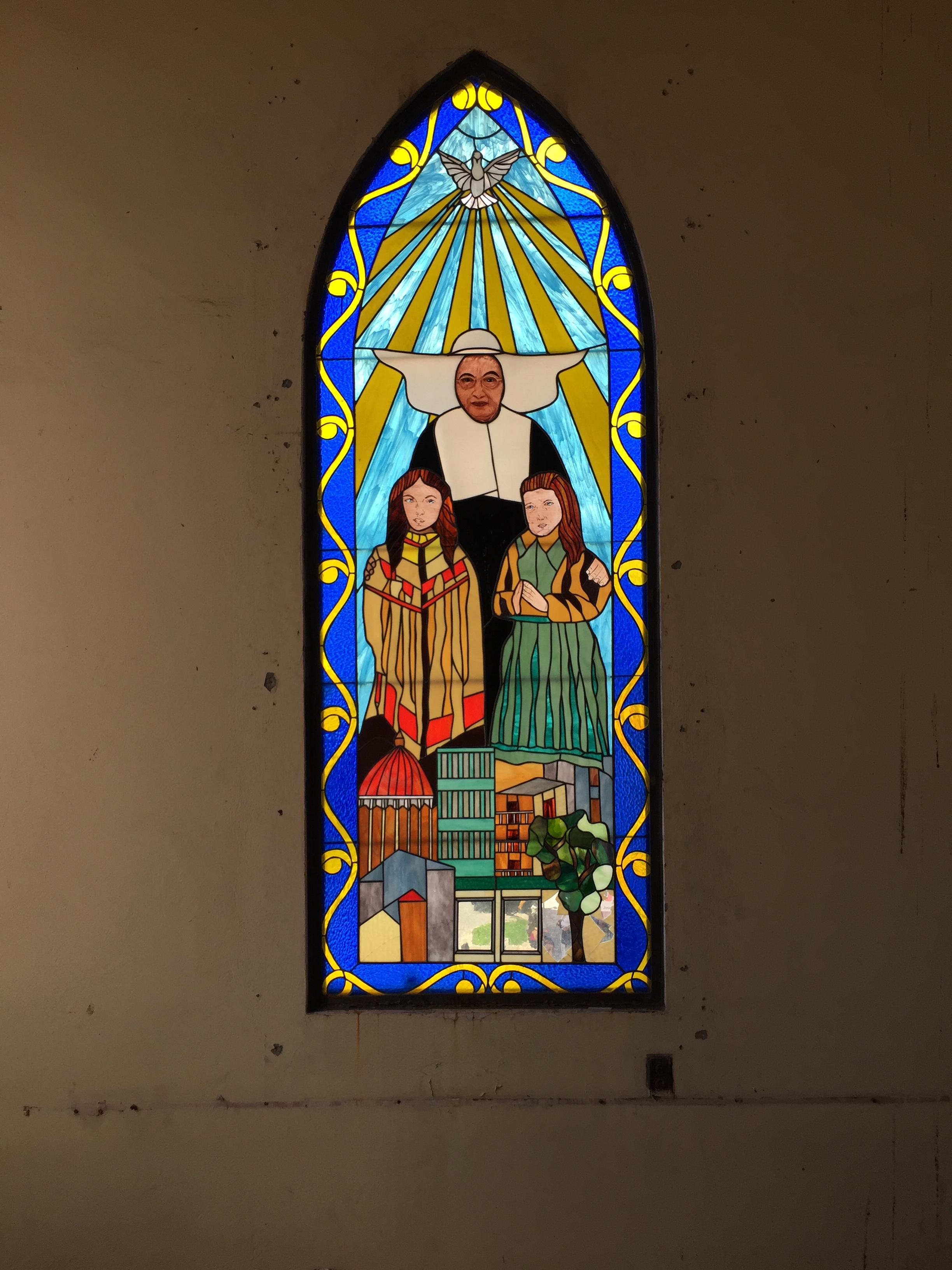 Colegio La Milagrosa - Capilla - San Juan (Río Piedras) - 2015 00006